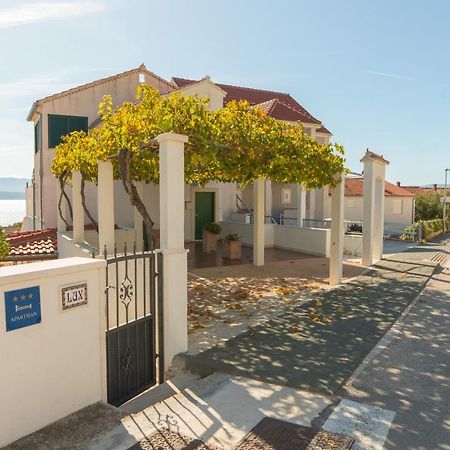 Apartments Lux بول المظهر الخارجي الصورة